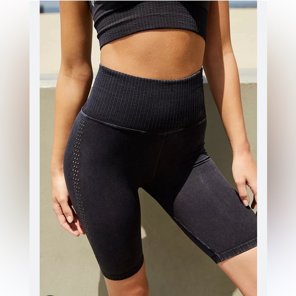 FP Movement Good Karma Bike Short - Picture 1 of 5